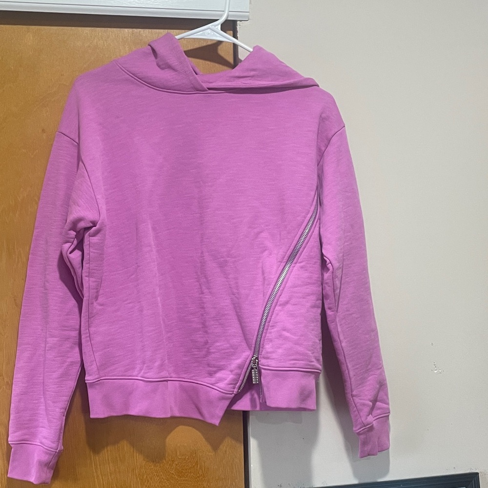 Women’s Pink Hooded Sweatshirt with Diagonal Zip Accent